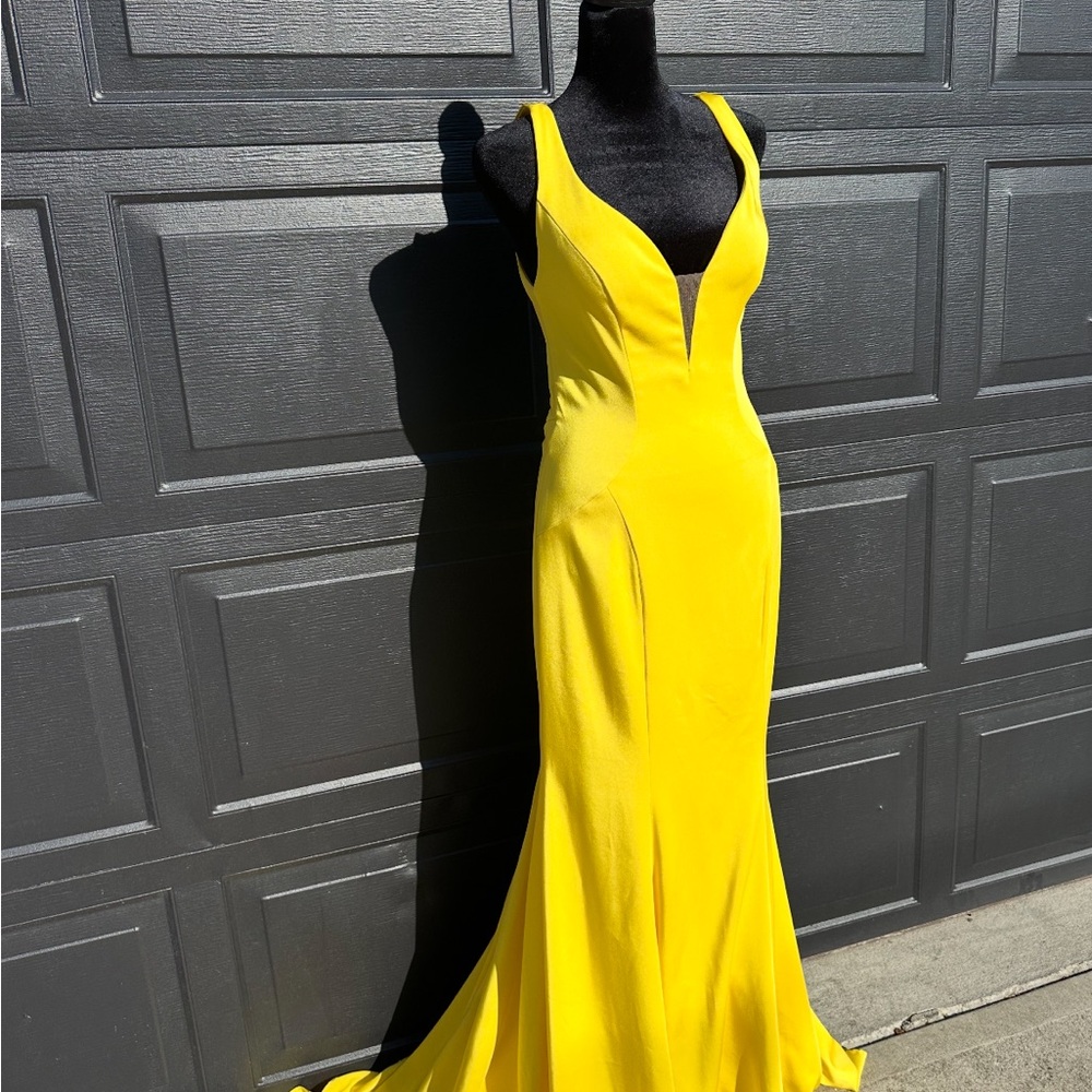 Alyce Paris Vibrant Yellow Maxi Dress
